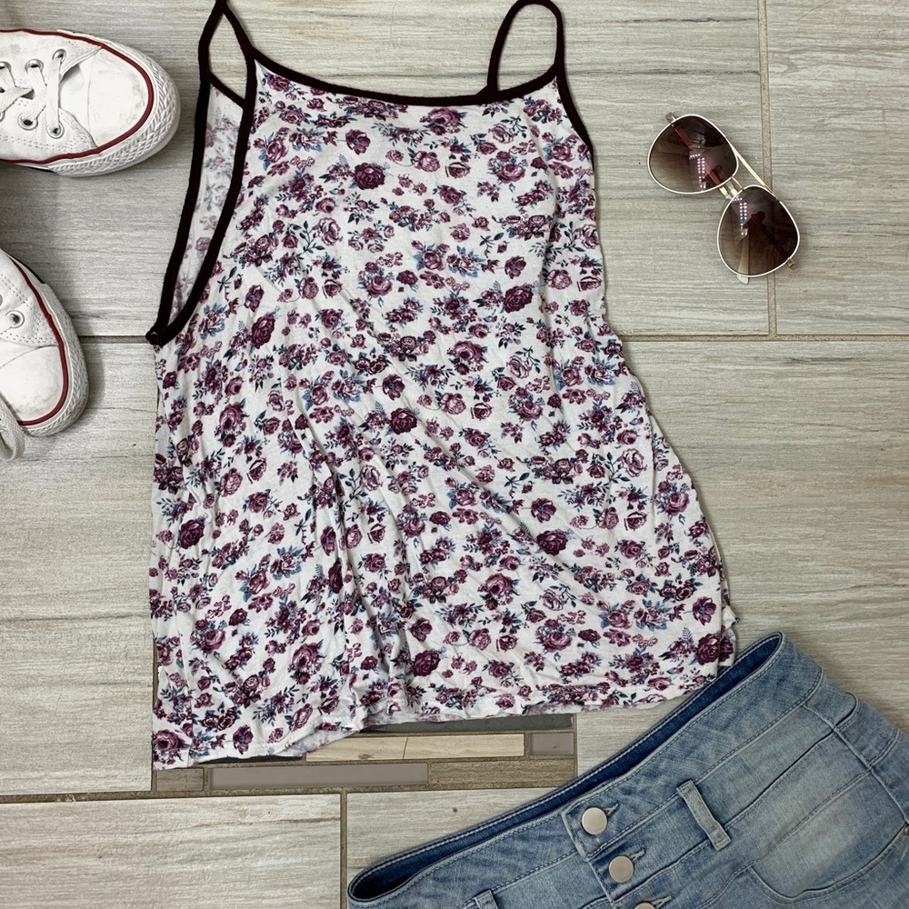 PURPLE AND WHITE FLORAL TANK